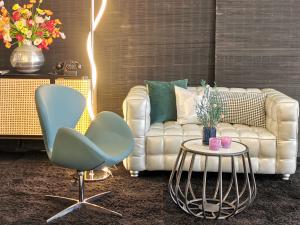 Cage Beistelltisch 1